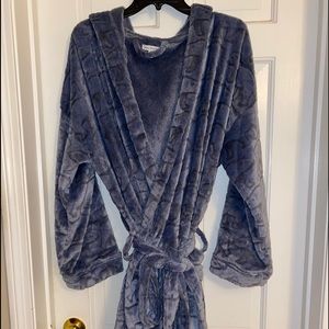 Vera Bradley Fleece Robe
